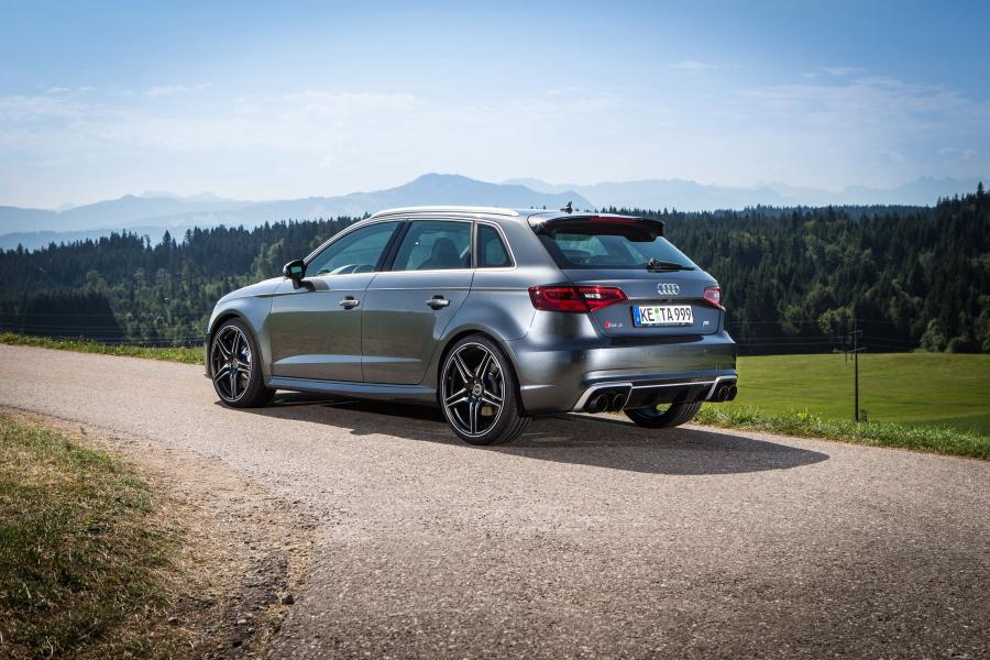  Audi RS3 Sportback by ABT (8V) 2015 года  (фото 4 из 8)